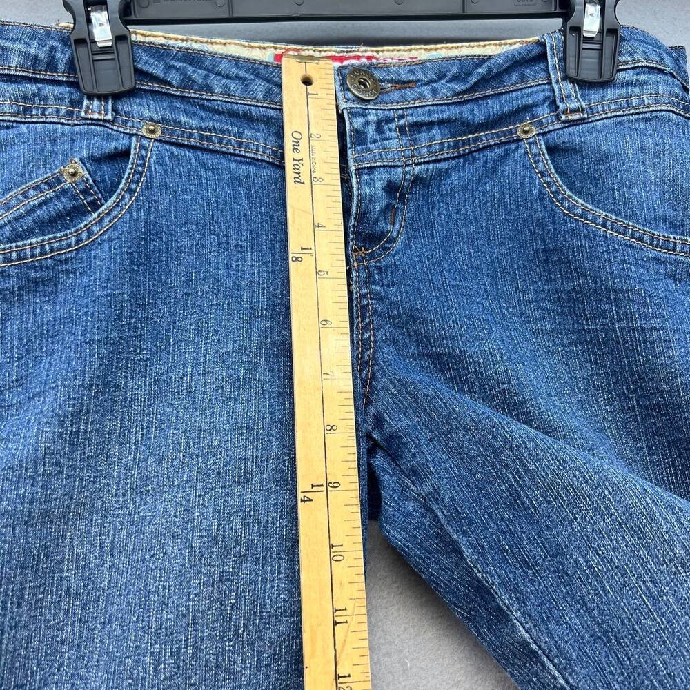 Vintage Bongo Women's Denim Bermuda Shorts Size 9 Cuffed Hem - Picture 4 of 11